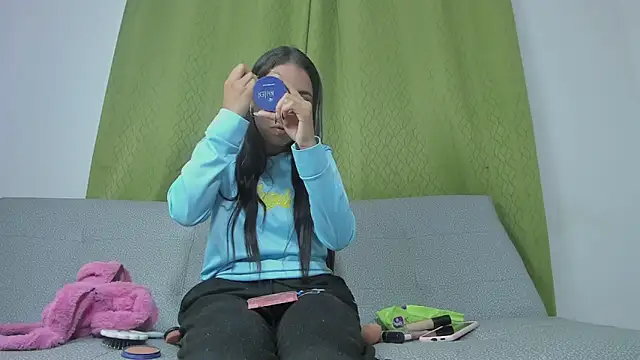 Sexo conpartido online show from November 8, 2025, 5:22 am