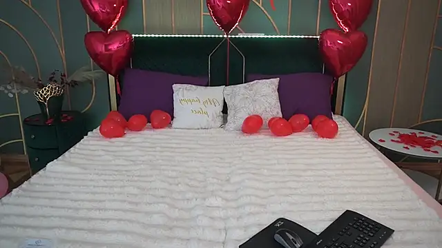 Snapshot of ArielGemme chatting on February 14, 2025, 5:36 pm ArielGemme online show from February 14, 2025, 5:36 pm