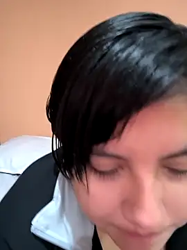 morecita29 online show from February 10, 2026, 11:48 pm