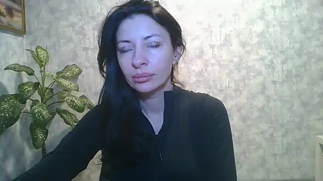 LissaBlossom online show from February 6, 2026, 3:57 am