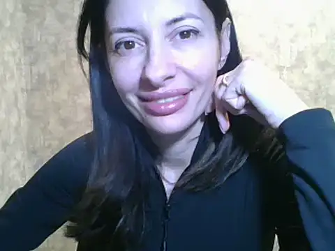 LissaBlossom online show from February 18, 2025, 7:43 am