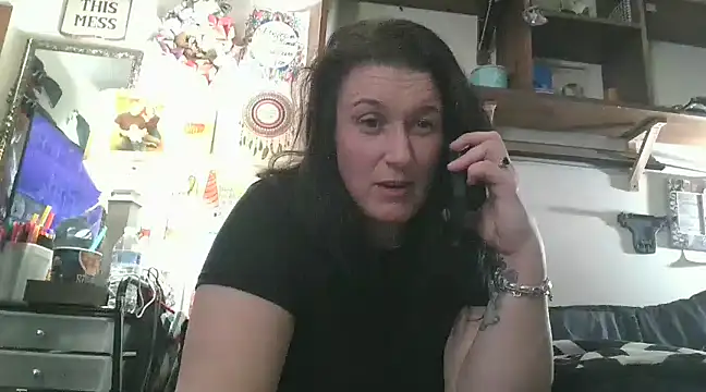 Snapshot of dirttysafe chatting on January 20, 2025, 8:29 pm dirttysafe online show from January 20, 2025, 8:29 pm