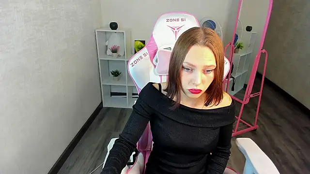 Aliceforfuun online show from February 17, 2025, 7:37 am