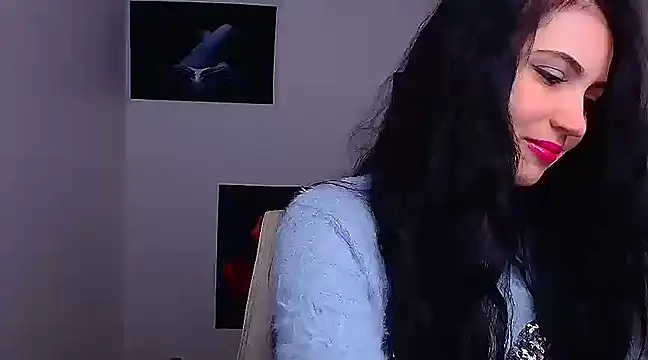 Snapshot of Amalia_amor chatting on February 5, 2025, 6:13 am Amalia amor online show from February 5, 2025, 6:13 am