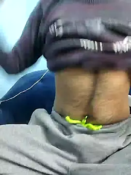 TOPMOON001 online show from February 14, 2025, 11:31 am