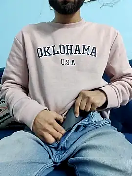TOPMOON001 online show from February 17, 2025, 11:34 am