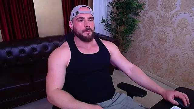 AdamJamesonn online show from April 18, 2026, 5:32 am