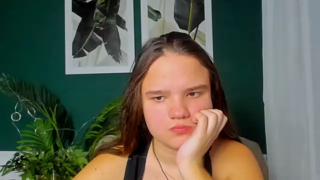 Snapshot of AdeleCruz chatting on February 21, 2026, 1:13 pm AdeleCruz online show from February 21, 2026, 1:13 pm