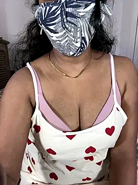 Snapshot of ArathyNambyarMallu chatting on September 18, 2025, 9:01 am ArathyNambyarMallu online show from September 18, 2025, 9:01 am