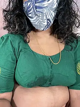Snapshot of ArathyNambyarMallu chatting on September 24, 2025, 3:40 pm ArathyNambyarMallu online show from September 24, 2025, 3:40 pm