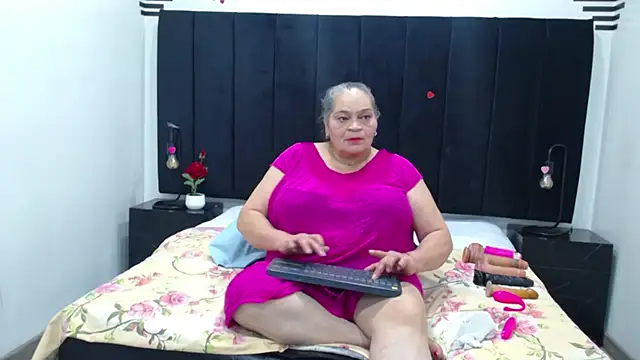 VickyBoobss online show from March 2, 2026, 7:54 pm