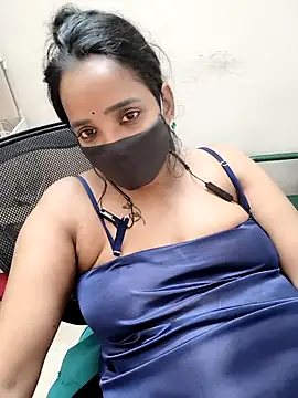 Snapshot of Lolitatamil chatting on May 16, 2026, 12:31 am Lolitatamil online show from May 16, 2026, 12:31 am