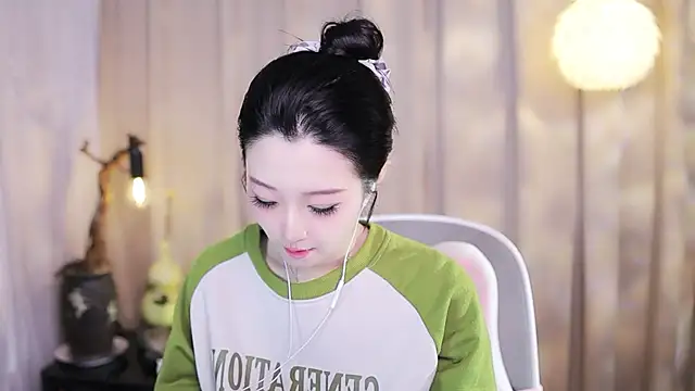 Zoe-99 online show from January 14, 2026, 1:15 pm