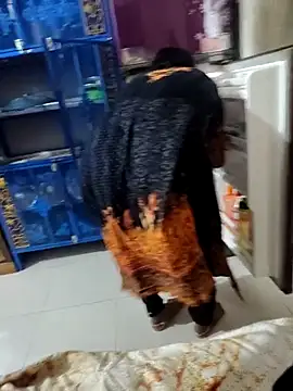 Horny Desi Girl online show from September 28, 2025, 6:37 pm