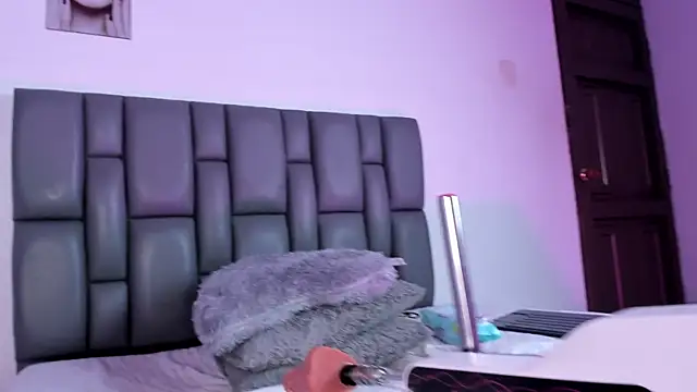 kathy bakerr online show from March 22, 2025, 11:20 pm