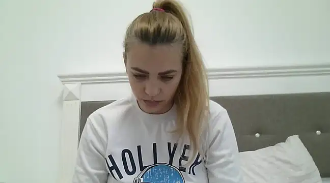 Snapshot of AnnaBell2025 chatting on January 13, 2025, 11:30 am AnnaBell2025 online show from January 13, 2025, 11:30 am