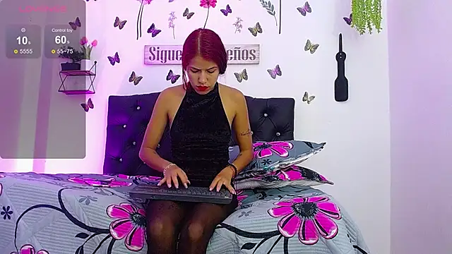 Candy Mendez online show from November 5, 2025, 12:19 pm