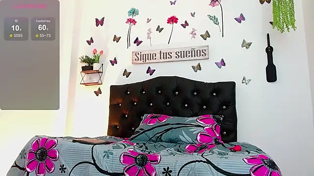 Candy Mendez online show from October 18, 2025, 12:29 pm