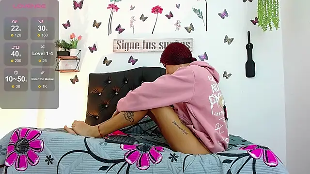 Candy Mendez online show from October 16, 2025, 12:24 pm