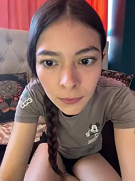Snapshot of Aleska_Miami chatting on July 8, 2026, 2:51 pm Aleska Miami online show from July 8, 2026, 2:51 pm