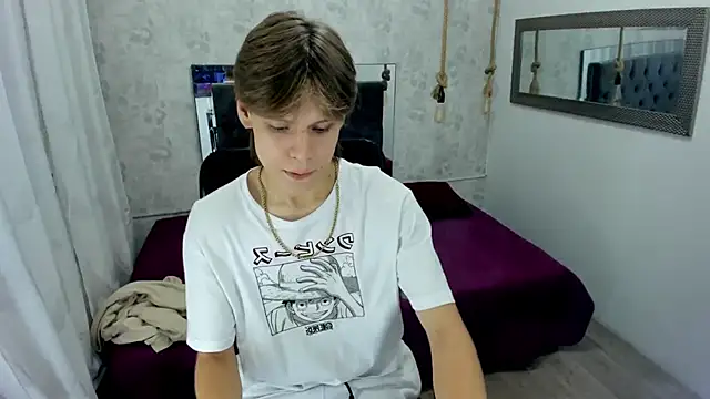 blondie lover69 online show from September 12, 2025, 9:03 pm