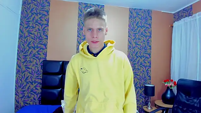 blondie lover69 online show from February 9, 2025, 1:33 am