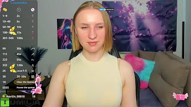 Snapshot of BeautyBlondy chatting on May 11, 2026, 2:45 pm BeautyBlondy online show from May 11, 2026, 2:45 pm