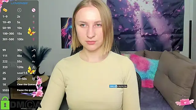 Snapshot of BeautyBlondy chatting on May 13, 2026, 12:23 pm BeautyBlondy online show from May 13, 2026, 12:23 pm