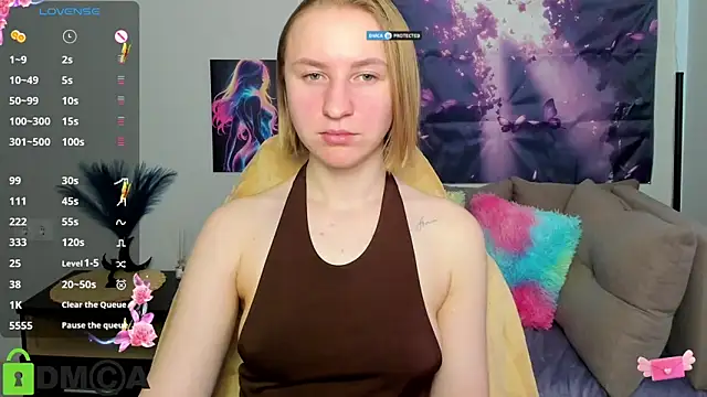 Snapshot of BeautyBlondy chatting on May 7, 2026, 12:30 pm BeautyBlondy online show from May 7, 2026, 12:30 pm