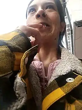 Cleo Hott online show from October 12, 2025, 8:43 pm