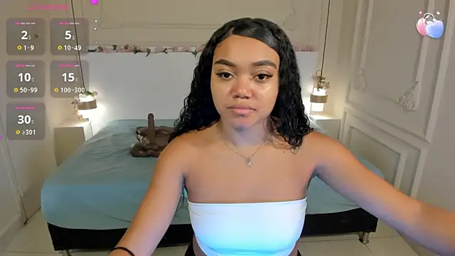 JasmineRose7 online show from September 19, 2025, 11:58 am