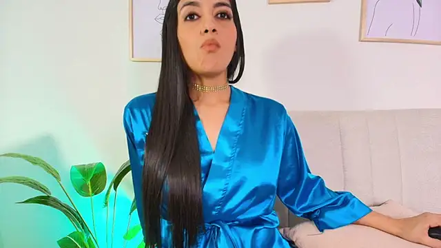 trissha xk1 online show from February 18, 2025, 3:41 pm
