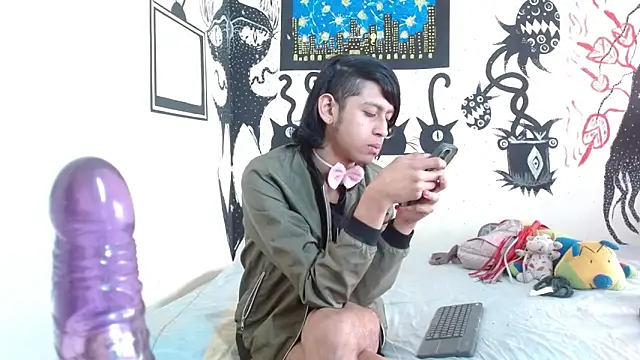 boysLittle online show from October 20, 2025, 8:09 pm