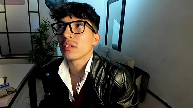 tim  fox online show from October 18, 2025, 11:56 am