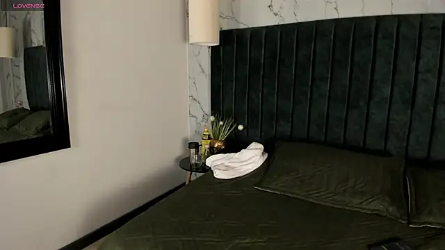 tim  fox online show from November 19, 2025, 12:05 pm