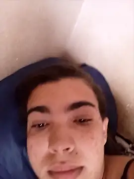 Snapshot of oliveira_k chatting on March 28, 2026, 11:55 am oliveira k online show from March 28, 2026, 11:55 am