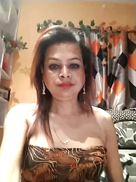 SANA-LEONI online show from February 14, 2026, 3:23 pm