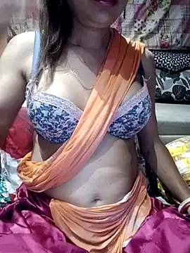 SANA-LEONI online show from January 20, 2025, 4:01 pm
