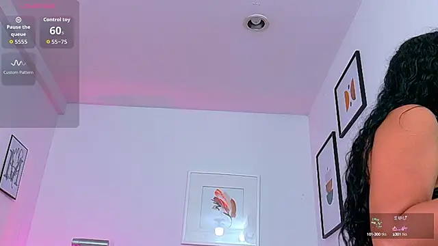 Snapshot of hotiergirl chatting on October 13, 2025, 12:18 pm hotiergirl online show from October 13, 2025, 12:18 pm