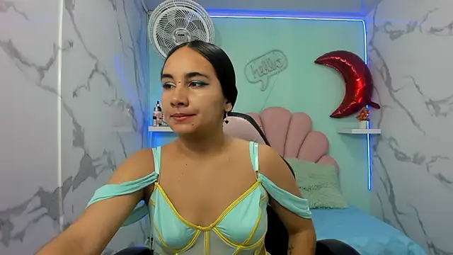 Snapshot of Maylin_horny19 chatting on May 24, 2026, 10:42 pm Maylin horny19 online show from May 24, 2026, 10:42 pm