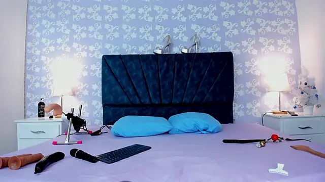 SalomeSimonz online show from January 11, 2026, 7:43 pm