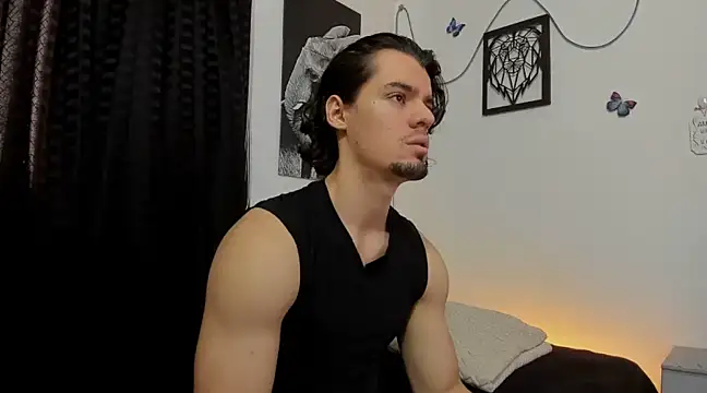 Snapshot of maxi_styles chatting on February 9, 2025, 6:16 pm maxi styles online show from February 9, 2025, 6:16 pm