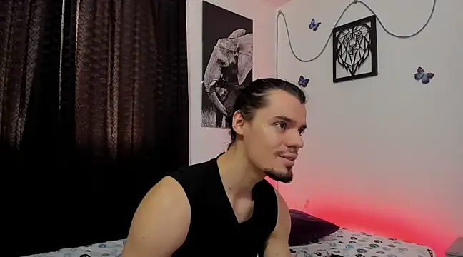 Snapshot of maxi_styles chatting on March 2, 2025, 7:30 pm maxi styles online show from March 2, 2025, 7:30 pm