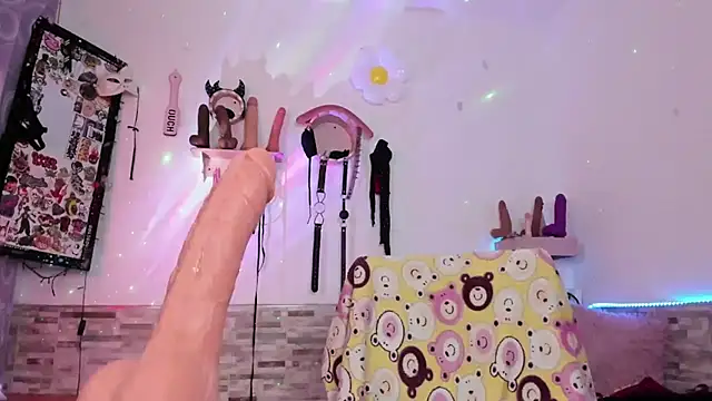 Snapshot of amyswallow7 chatting on February 27, 2026, 2:45 am amyswallow7 online show from February 27, 2026, 2:45 am