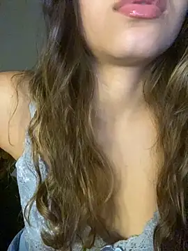 bellysantinha online show from September 18, 2025, 3:42 am
