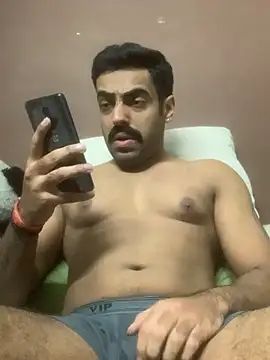 Snapshot of vaibhavchugh38 chatting on January 14, 2025, 3:15 pm vaibhavchugh38 online show from January 14, 2025, 3:15 pm