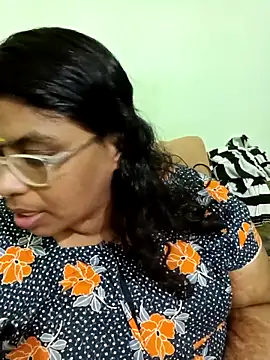 Snapshot of vennila-mallu77 chatting on February 14, 2025, 11:53 pm vennila-mallu77 online show from February 14, 2025, 11:53 pm