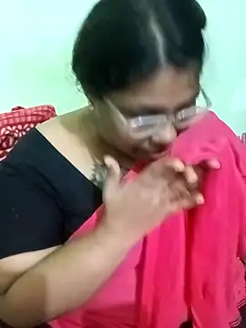 Snapshot of vennila-mallu77 chatting on February 10, 2025, 8:31 pm vennila-mallu77 online show from February 10, 2025, 8:31 pm