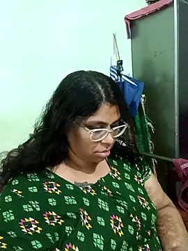 Snapshot of vennila-mallu77 chatting on February 21, 2025, 7:21 pm vennila-mallu77 online show from February 21, 2025, 7:21 pm