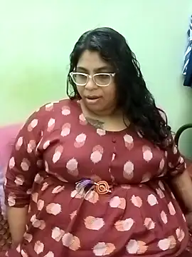 Snapshot of vennila-mallu77 chatting on February 21, 2025, 2:28 am vennila-mallu77 online show from February 21, 2025, 2:28 am